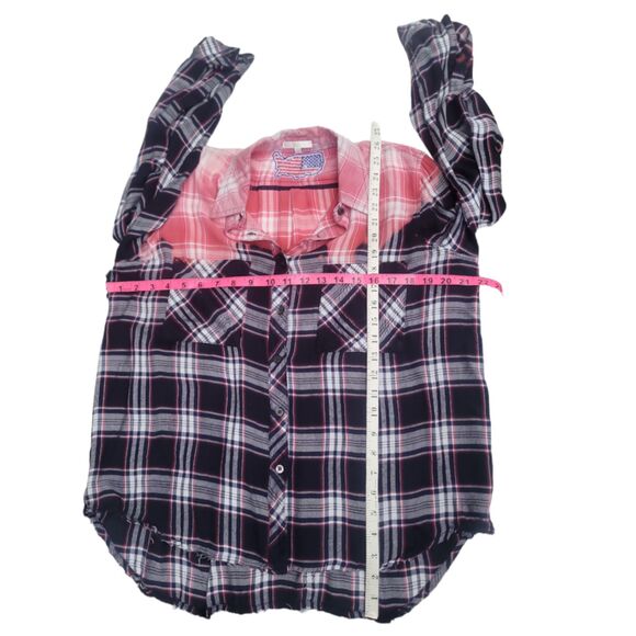 UPCYCLED Flannel with "USA" Embroidered Patch | Large - Picture 3 of 8